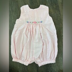 Vintage Soft Pink KRU Supplies Sleeveless Floral Romper Button Closure 12 Months